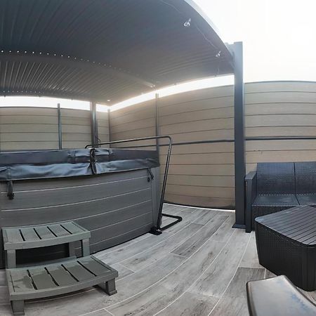 La Kaz Rhumantique Sauna And Spa Privatif La Riviere-Saint-Sauveur Екстер'єр фото