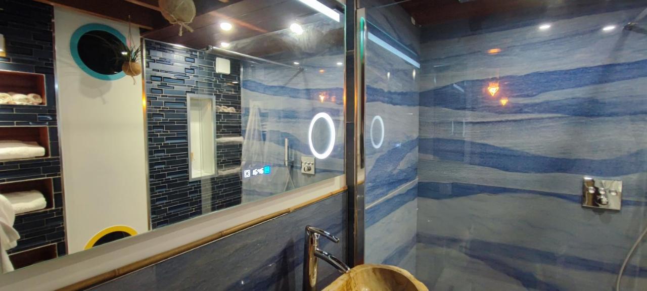 La Kaz Rhumantique Sauna And Spa Privatif La Riviere-Saint-Sauveur Екстер'єр фото
