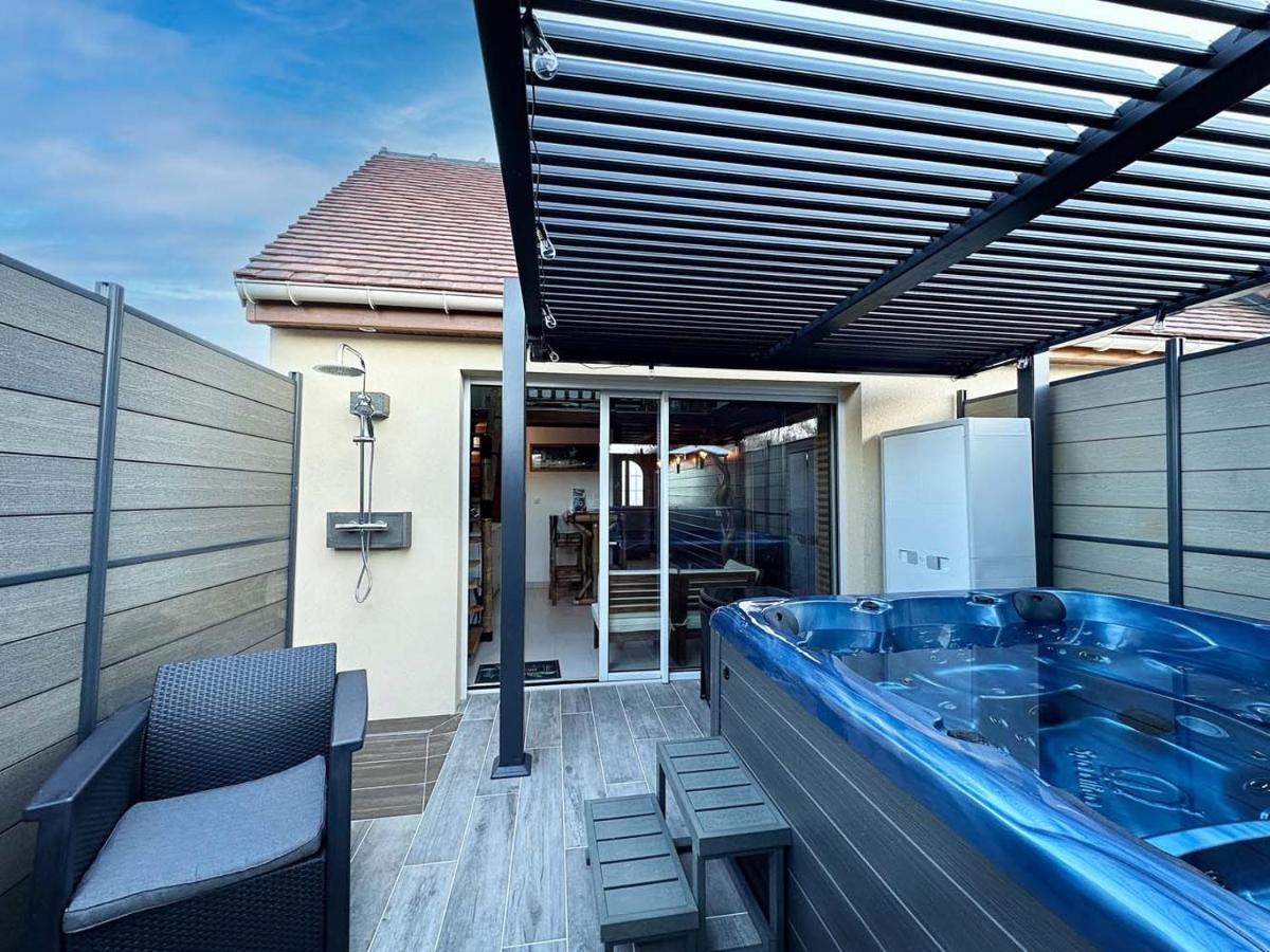 La Kaz Rhumantique Sauna And Spa Privatif La Riviere-Saint-Sauveur Екстер'єр фото